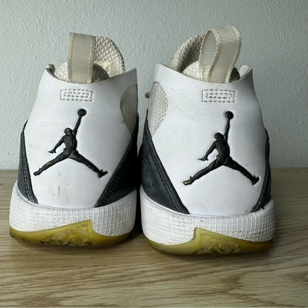 Nike Air Jordan 2011 White Black Anthracite Sneakers 436771-101 Men's Size‎ 9.5